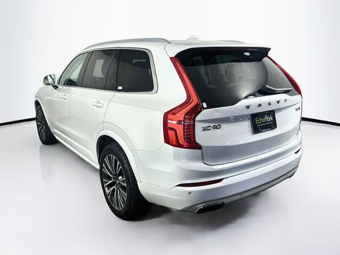 Used 2020 Volvo XC90 T6 Momentum AWD/4WD image 5