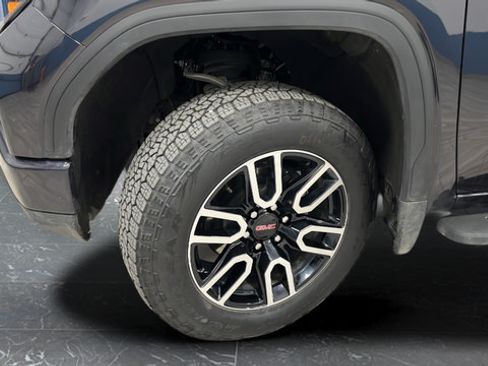 Used 2026 GMC Sierra 1500 AT4 w/ AT4 Premium Package AWD/4WD image 40