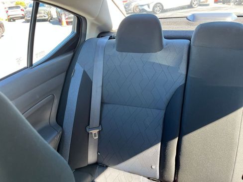 Used 2025 Nissan Versa SV image 37
