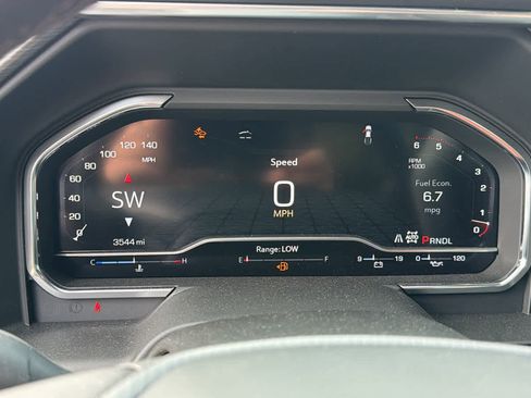 Used 2025 GMC Sierra 3500 Denali Ultimate image 16