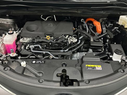 Certified 2023 Toyota Sienna LE image 11