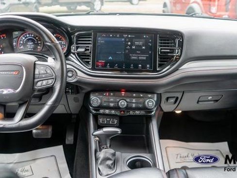 Used 2024 Dodge Durango GT AWD/4WD image 16
