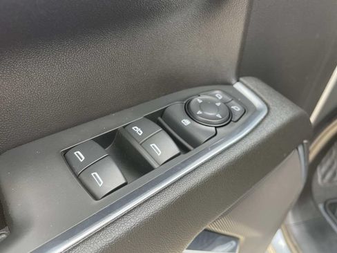 Used 2023 Chevrolet Silverado 1500 LT AWD/4WD image 8