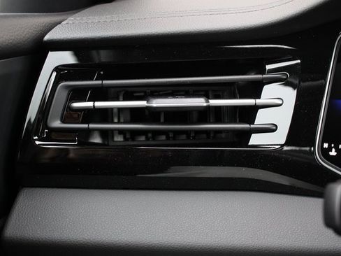 New 2026 Volkswagen Jetta Sport image 7