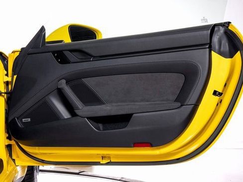 Used 2022 Porsche 911 Carrera GTS w/ Premium Package image 52