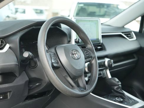 Used 2024 Toyota RAV4 LE image 22