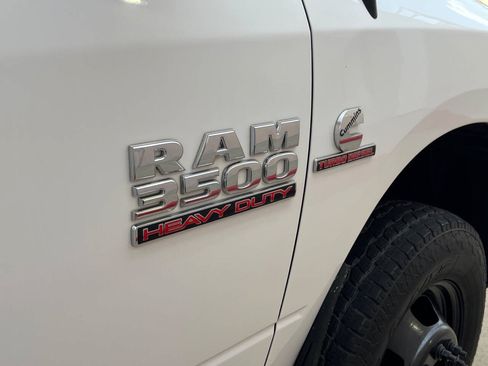 Used 2016 RAM 3500 Tradesman w/ Chrome Appearance Group AWD/4WD image 24