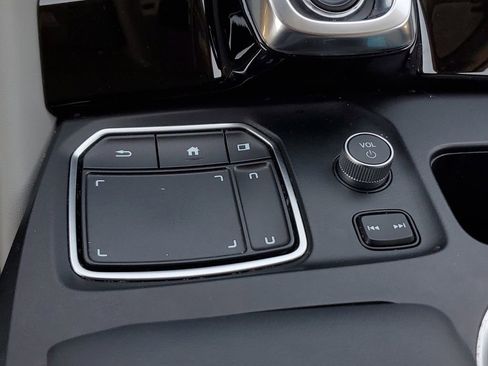Certified 2024 Acura MDX SH-AWD w/ Technology Package image 30