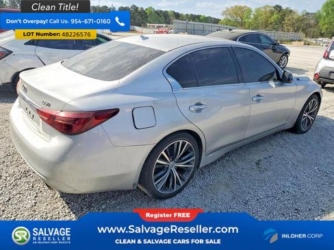 Used 2018 INFINITI Q50 Luxe w/ Essential Package (3.0T Luxe) AWD/4WD image 4