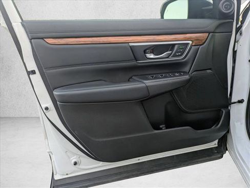Used 2022 Honda CR-V Touring image 12