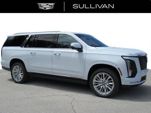 New 2026 Cadillac Escalade ESV Luxury image 2