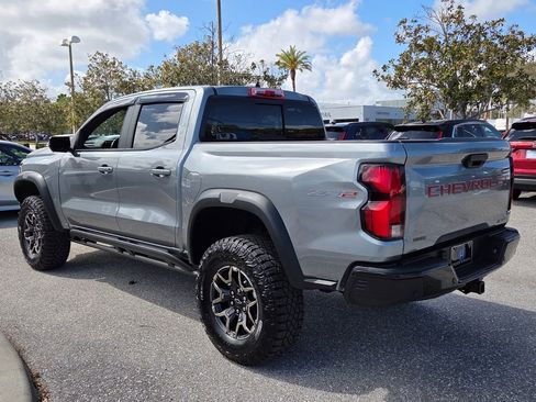 Used 2025 Chevrolet Colorado ZR2 w/ Technology Package image 5