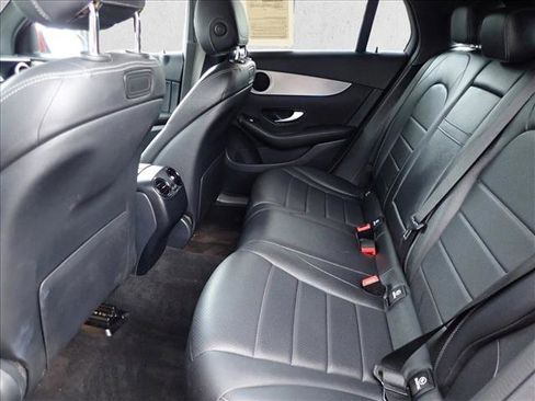 Used 2019 Mercedes-Benz GLC 300 4MATIC Coupe image 10