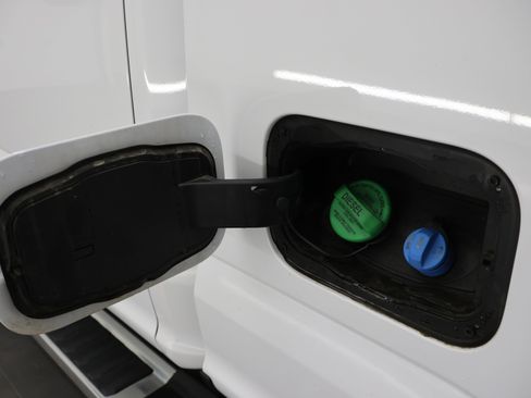 Used 2022 Ford F250 XLT w/ XLT Premium Package image 32