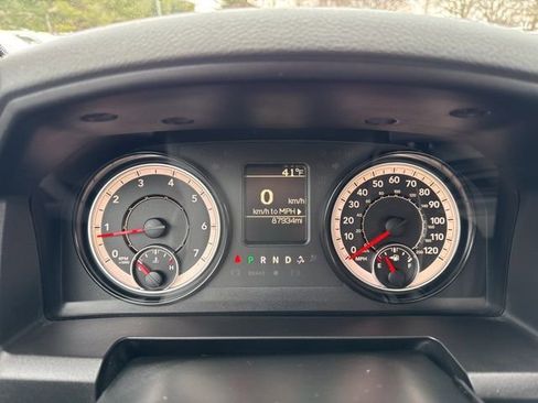 Used 2018 RAM 2500 Tradesman w/ Chrome Appearance Group image 11