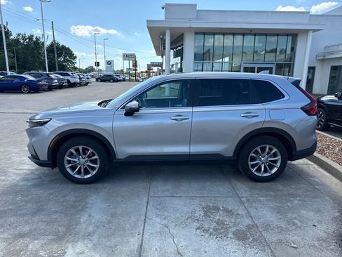 Used 2024 Honda CR-V EX-L image 2