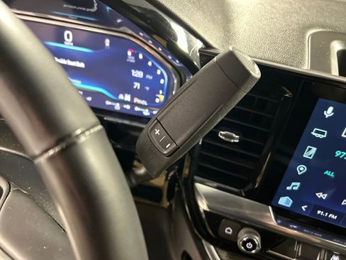 Used 2025 Chevrolet Silverado 1500 LT image 20