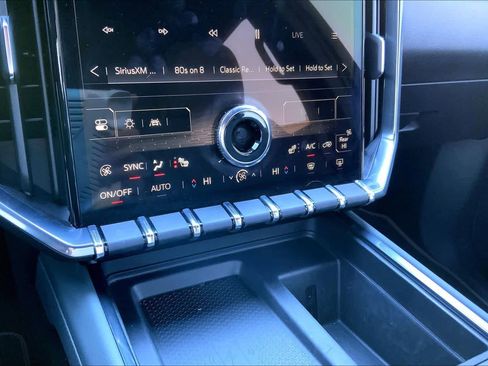 Certified 2025 GMC Acadia AT4 image 35