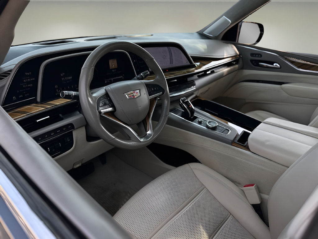 Used 2021 Cadillac Escalade Premium Luxury Platinum AWD/4WD image 16