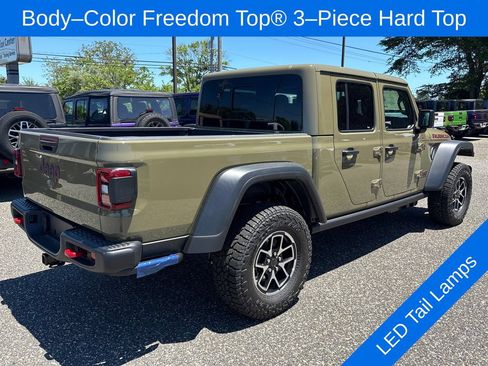 New 2026 Jeep Gladiator Rubicon w/ Steel Power Dome Hood Package AWD/4WD image 28
