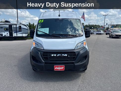 Used 2025 RAM ProMaster 2500 FWD image 10
