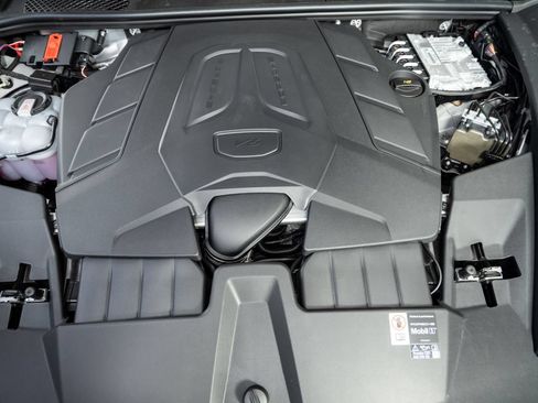 New 2026 Porsche Cayenne AWD/4WD image 36