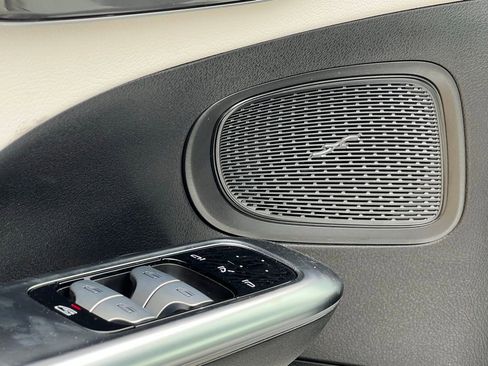 Certified 2023 Mercedes-Benz C 300 4MATIC Sedan image 32