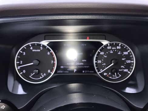 Used 2023 Nissan Rogue SL w/ SL Premium Package image 15