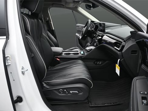 Certified 2026 Acura MDX SH-AWD w/ Advance Package image 19
