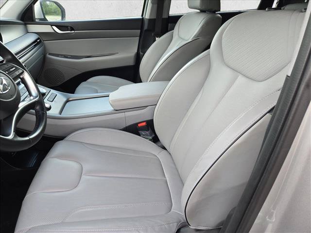 Used 2024 Hyundai Palisade SEL FWD image 13