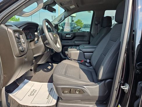 Certified 2022 Chevrolet Silverado 1500 Custom AWD/4WD image 14