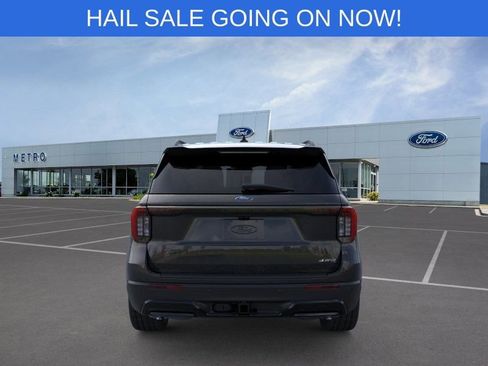 New 2026 Ford Explorer ST-Line w/ ST-Line Street Pack image 6
