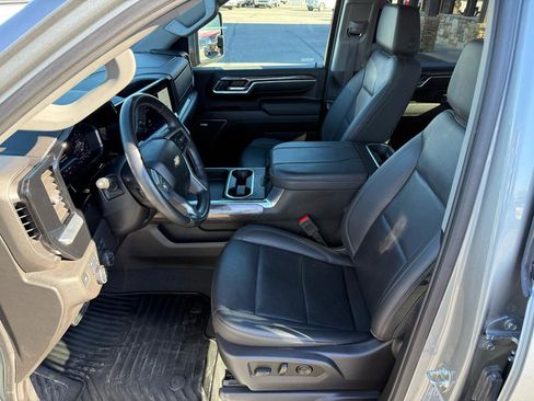 Used 2025 Chevrolet Silverado 3500 LTZ w/ LTZ Texas Edition AWD/4WD image 22