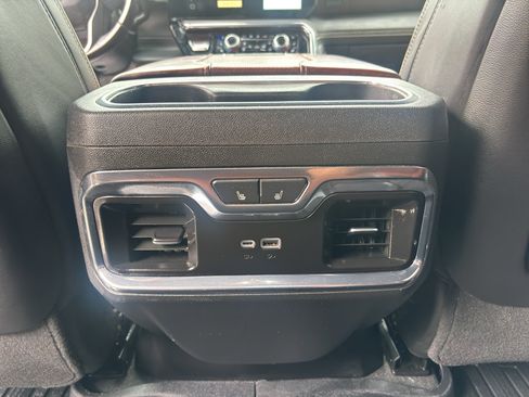 Used 2024 GMC Sierra 2500 Denali Ultimate AWD/4WD image 19