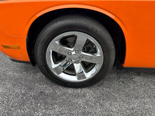 Used 2012 Dodge Challenger R/T RWD image 5
