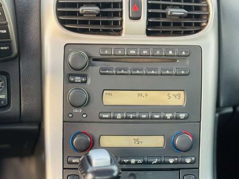 Used 2005 Chevrolet Corvette Coupe w/ Preferred Equipment Group image 22