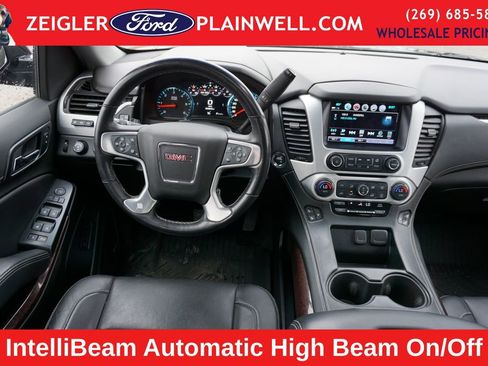 Used 2019 GMC Yukon XL SLT w/ Graphite Performance Edition image 16