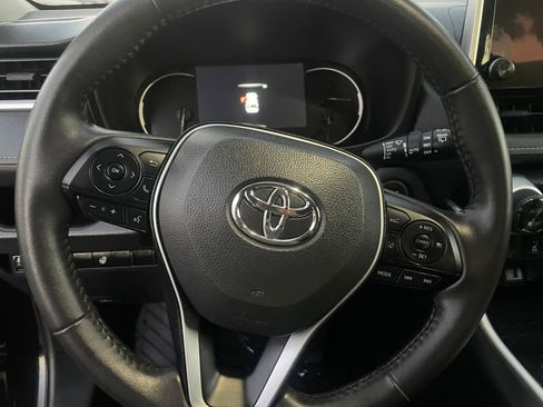 Used 2025 Toyota RAV4 XLE w/ Weather Package image 31