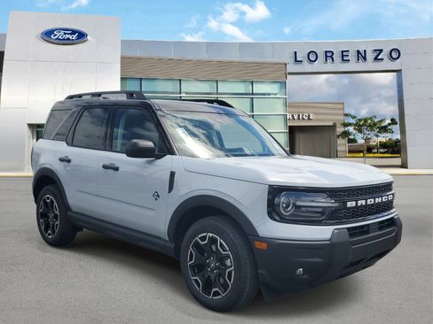 New 2026 Ford Bronco Sport Outer Banks AWD/4WD image 3