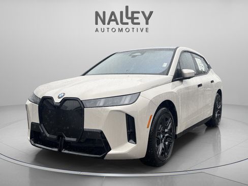 Used 2026 BMW iX xDrive60 w/ M Sport Package image 1