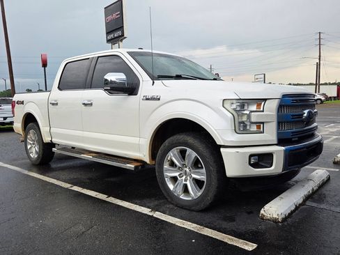 Used 2016 Ford F150 Platinum w/ Equipment Group 701A Luxury AWD/4WD image 7