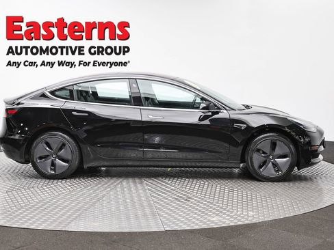 Used 2018 Tesla Model 3 Long Range image 4