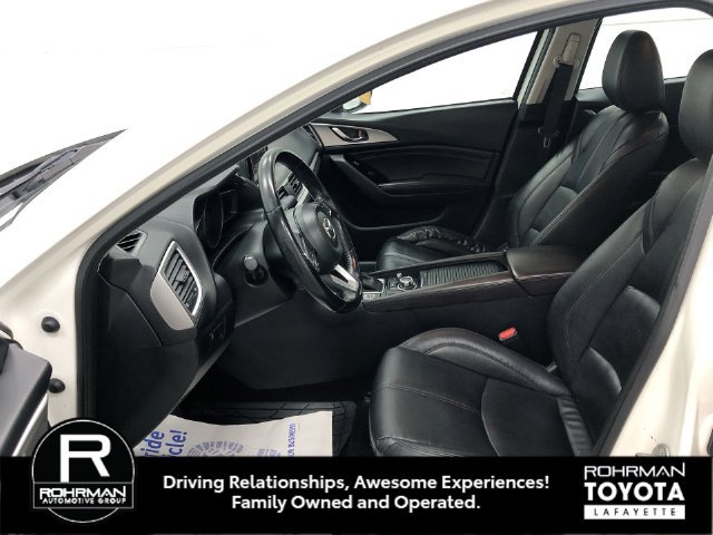 Used 2017 MAZDA MAZDA3 Touring FWD image 11
