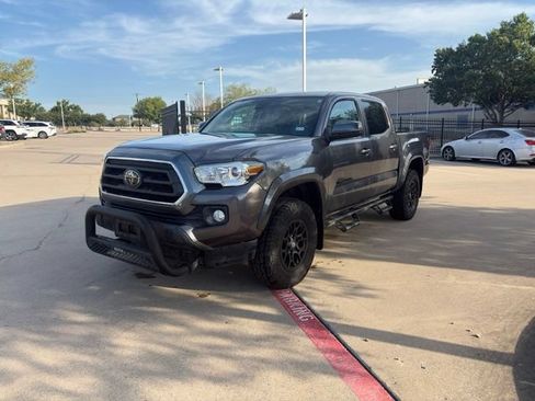 Used 2021 Toyota Tacoma SR5 RWD image 1