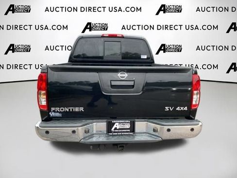 Used 2021 Nissan Frontier SV image 12