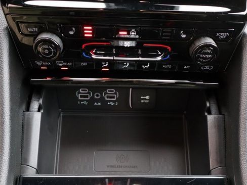 New 2025 Jeep Grand Cherokee Altitude image 20