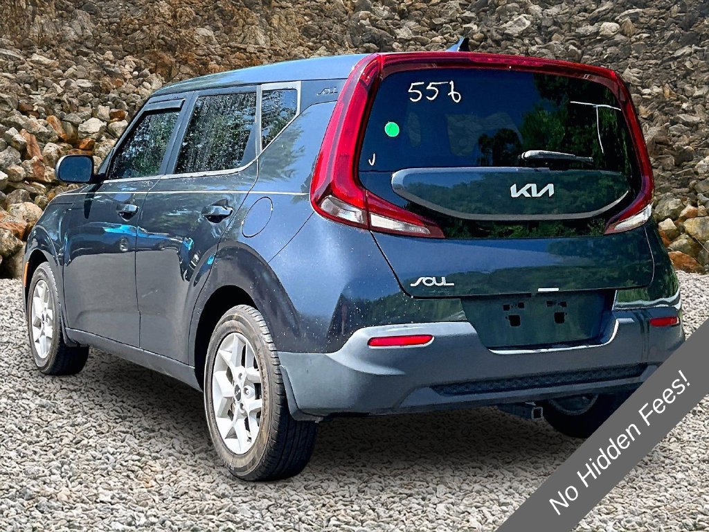 Used 2022 Kia Soul S FWD image 10