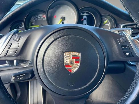 Used 2015 Porsche Panamera S RWD image 27