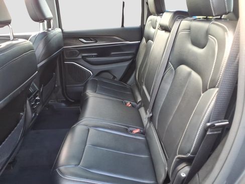 Used 2024 Jeep Grand Cherokee Limited 4xe AWD/4WD image 15