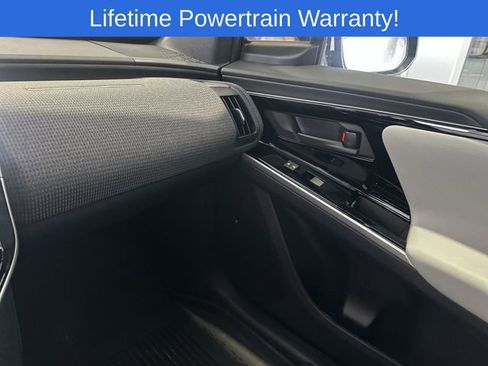 New 2024 Subaru Solterra Touring image 28